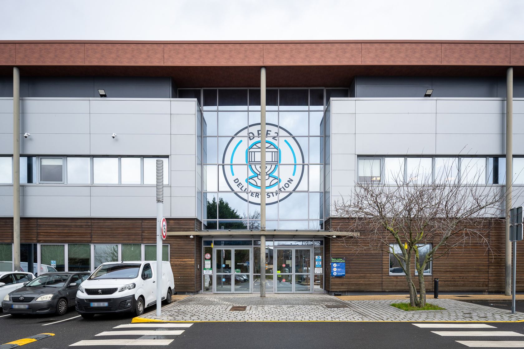 Logistics site reportage