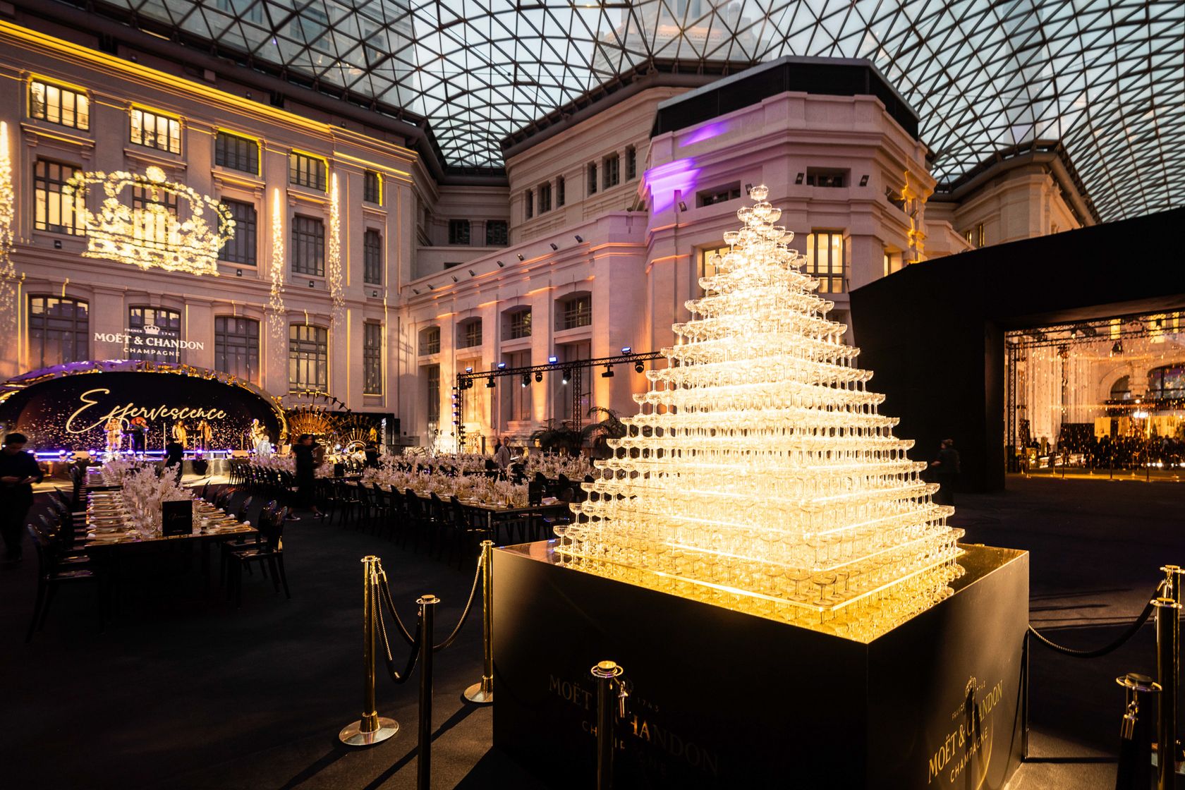 Gala &mdash; event evening