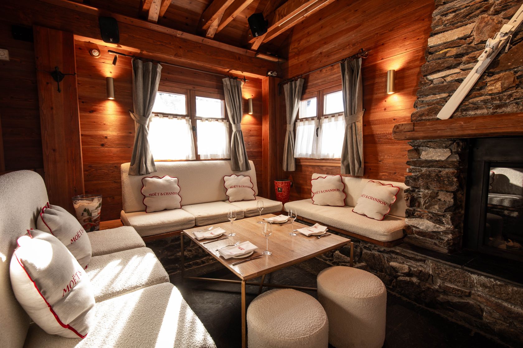 Winter Lodge Mo&euml;t & Chandon, Baqueira